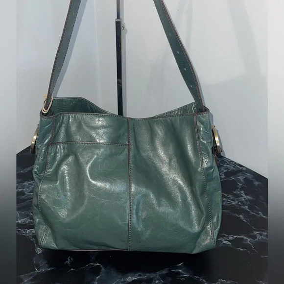 HOBO Handbag Render Shoulder Bag Polished Leather Sage Leaf AUTHENTIC NWT - Picture 5 of 8